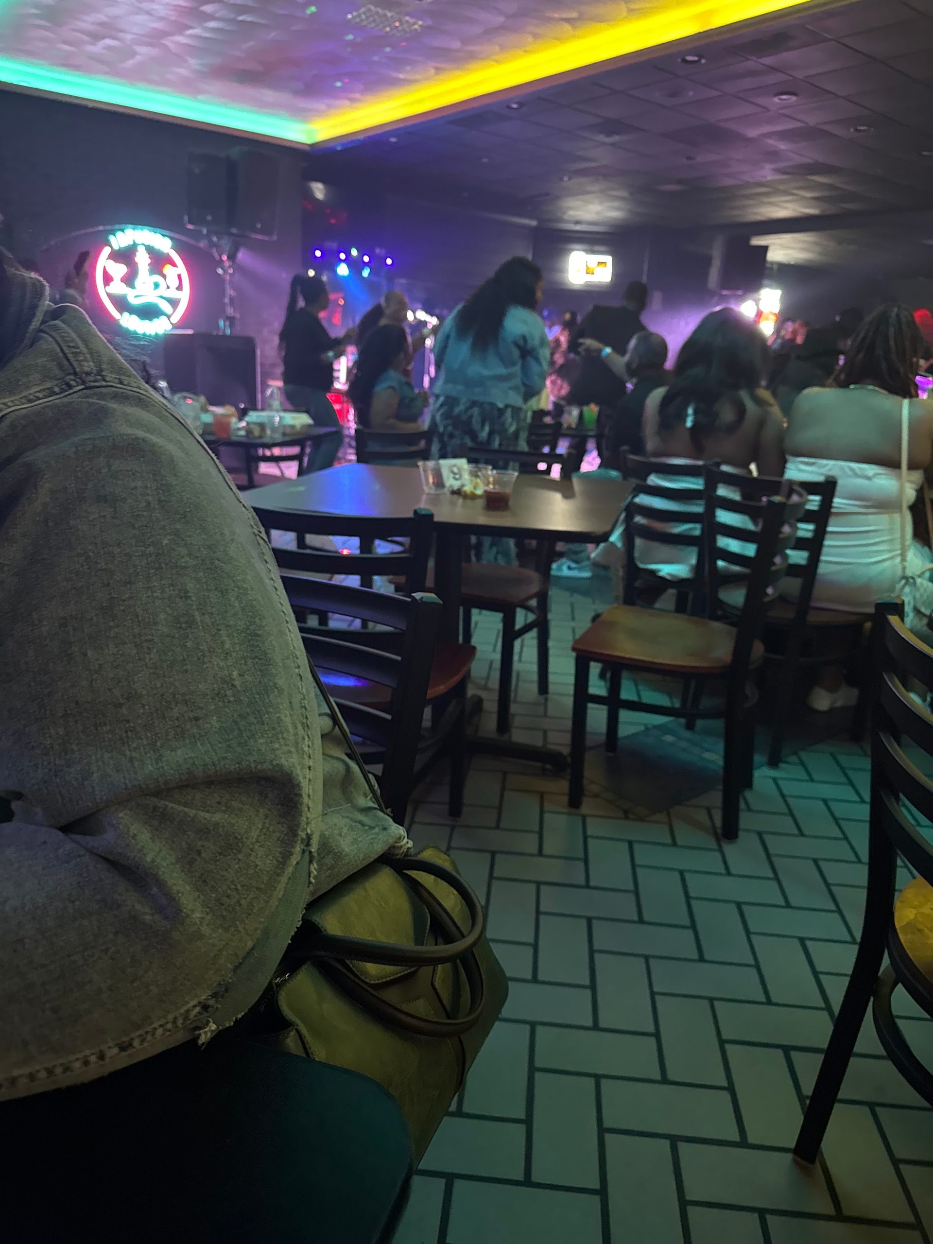 Private events & live entertainment | Café de Crêpe